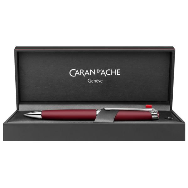 stylo à bille Caran d'Ache Bordeaux, collection Léman